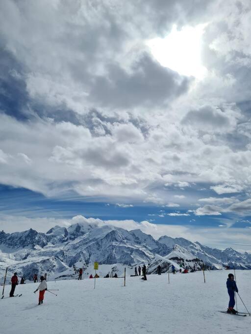 Appartement Le D12 Samoëns Extérieur photo